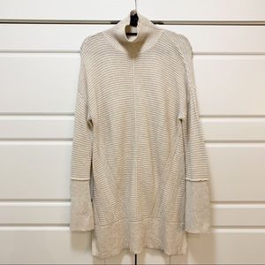 Caslon Tunic Sweater in Off White/Light Cream